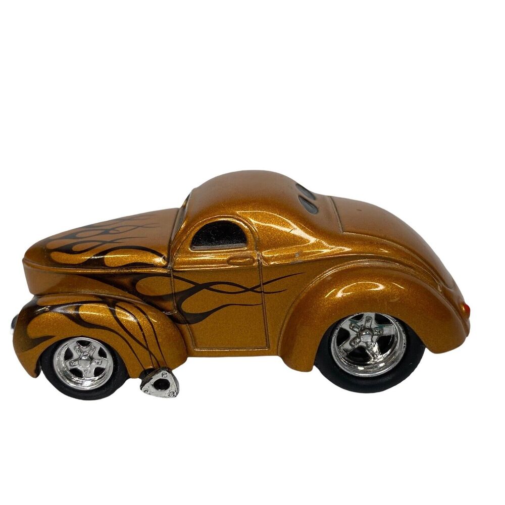 2001 Funline Willys Coupe Diecast Car Daimler‎ Chrysler Flames Muscle Machines
